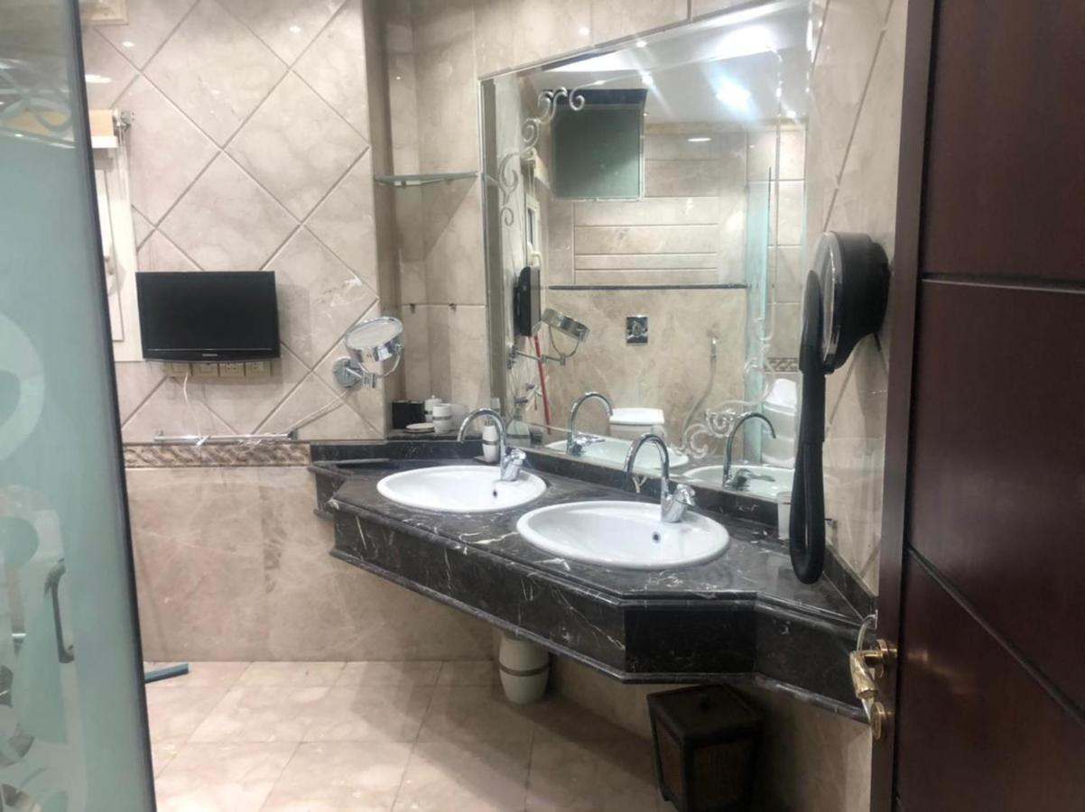 Horizon Nile Tower Hotel Le Caire Extérieur photo